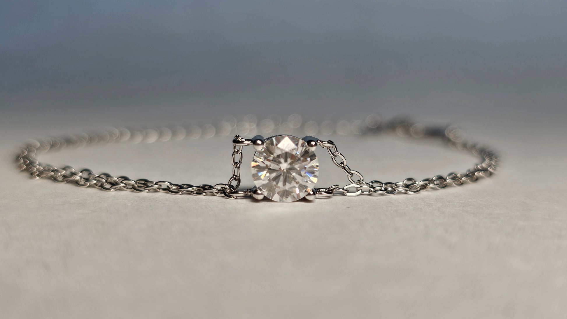 Pulsera de Doble Cadena con Moissanita en Plata .925