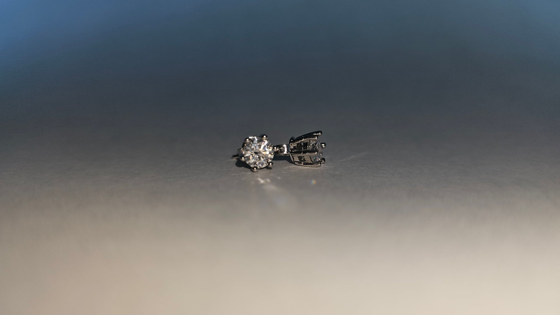 Aretes - Moissanita Rusa en Plata S925