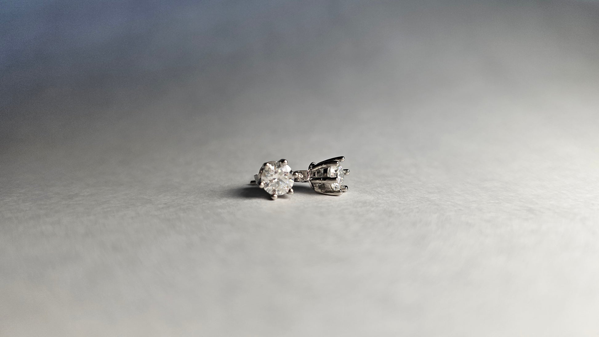 Aretes - Moissanita Rusa en Plata S925