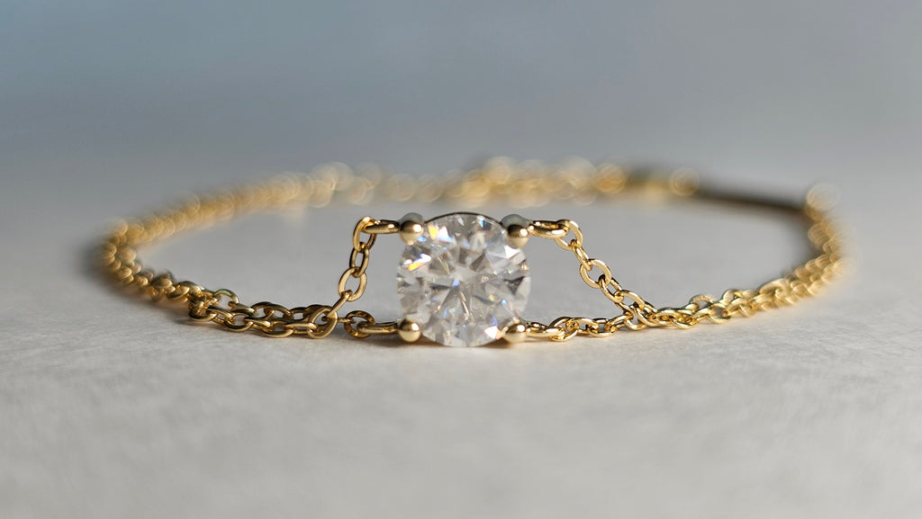 Pulsera de Doble Cadena con Moissanita de 1.0 ct (Color D) en Plata .925 - Tono Oro Amarillo