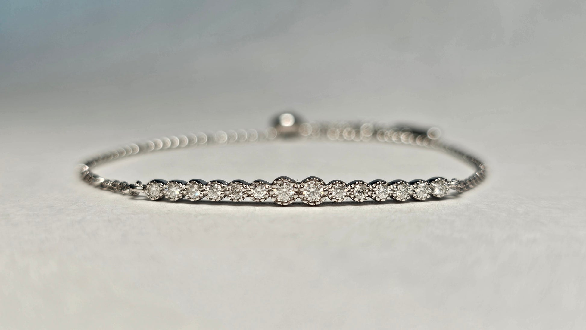 Pulsera con Moissanitas de 3mm (Color D) en Engaste Bisel - Plata .925