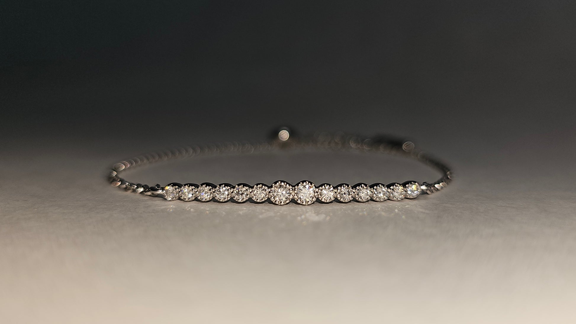 Pulsera con Moissanitas de 3mm (Color D) en Engaste Bisel - Plata .925